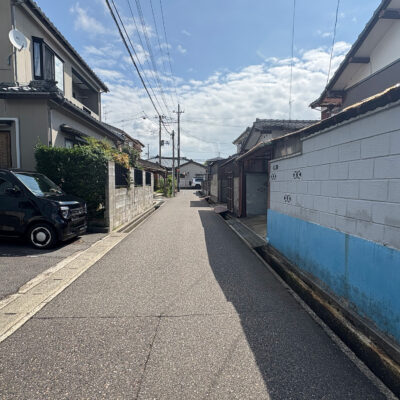 前面道路（西→東）