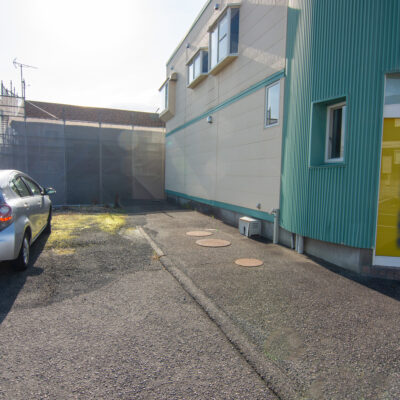 テナント駐車スペース