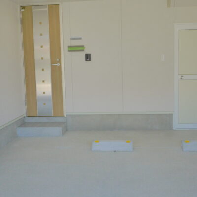 ビルトインガレージ(別室同タイプの画像です) ビルトインガレージ(別室同タイプの画像です)