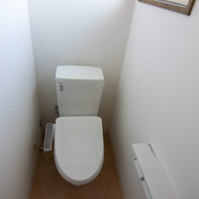 トイレ（温水洗浄便座）