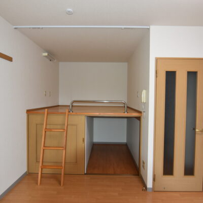 リビング（ロフト収納）