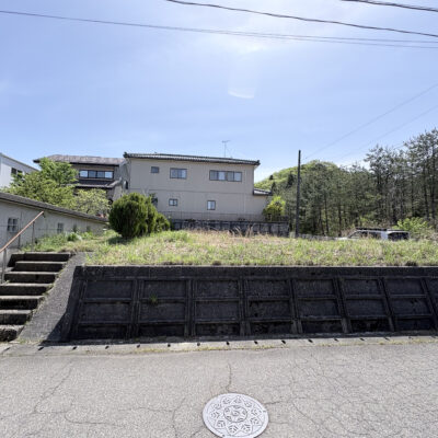 間口もゆったり。開放感のある土地です! 間口もゆったり。開放感のある土地です!